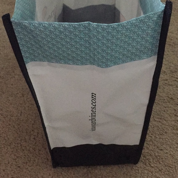 Vineyard vines reusable bag - Picture 3 of 3
